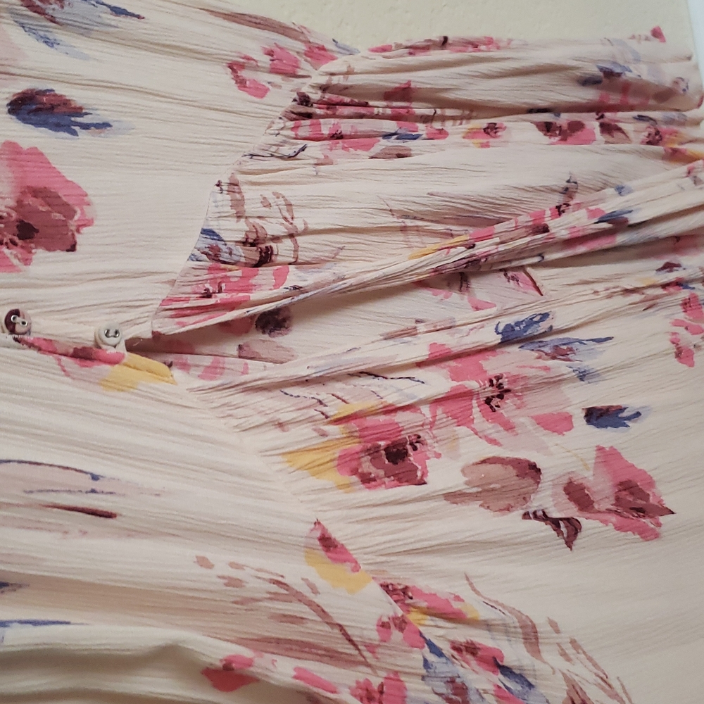 Billabong Cream Floral Maxi Skirt with Pink and Blue Accents - Picture 5 of 12